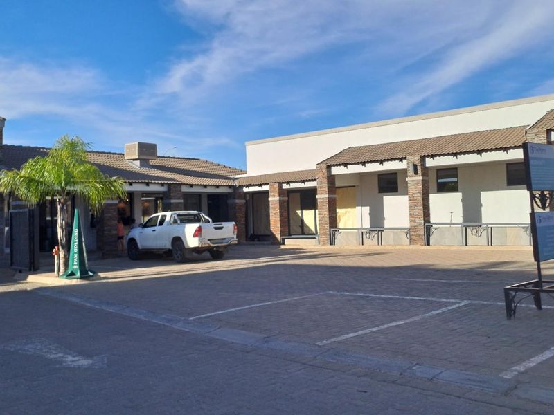 Apartment For Sale in Heuwelsig, Kimberley - Photo 4