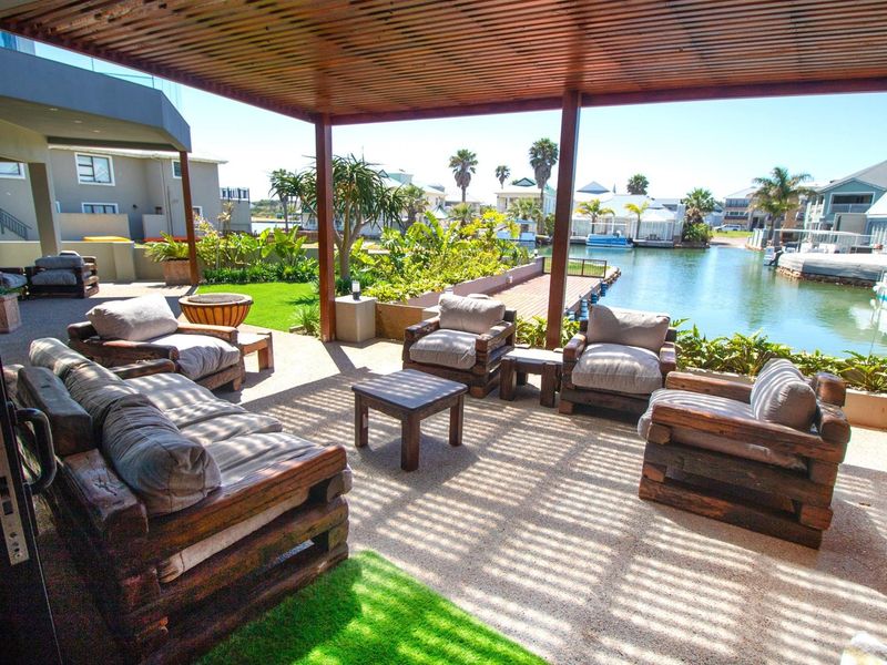 Luxury Canal-Front Home with Private Mooring for 2 Boats | Marina Martinique - Photo 9