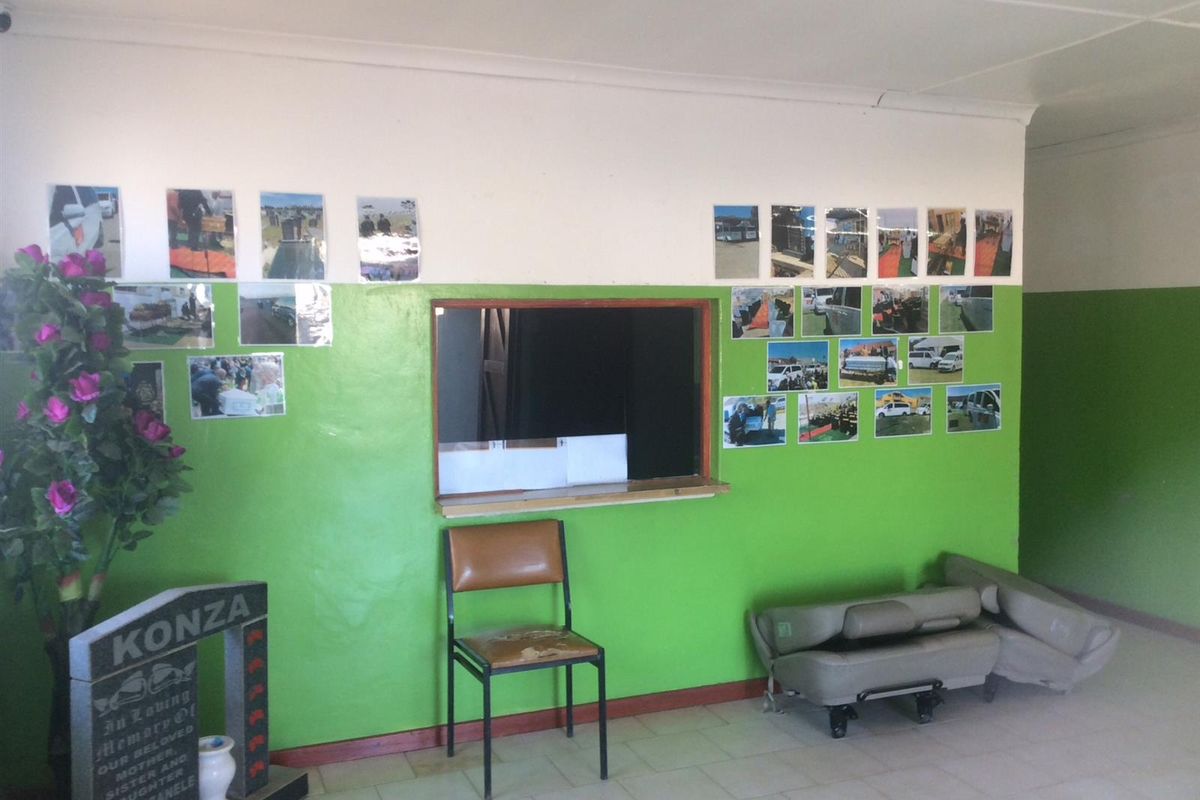 House For Sale in Kwanobuhle, Uitenhage - Photo 5