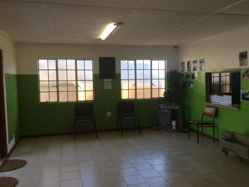House For Sale in Kwanobuhle, Uitenhage - Photo 4