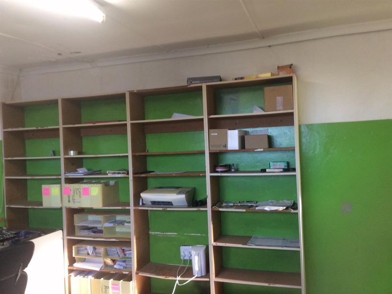 House For Sale in Kwanobuhle, Uitenhage - Photo 10