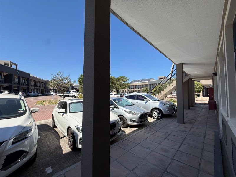 Ground Floor Office For Sale in Millennium Business Park with Signage rights - Photo 8
