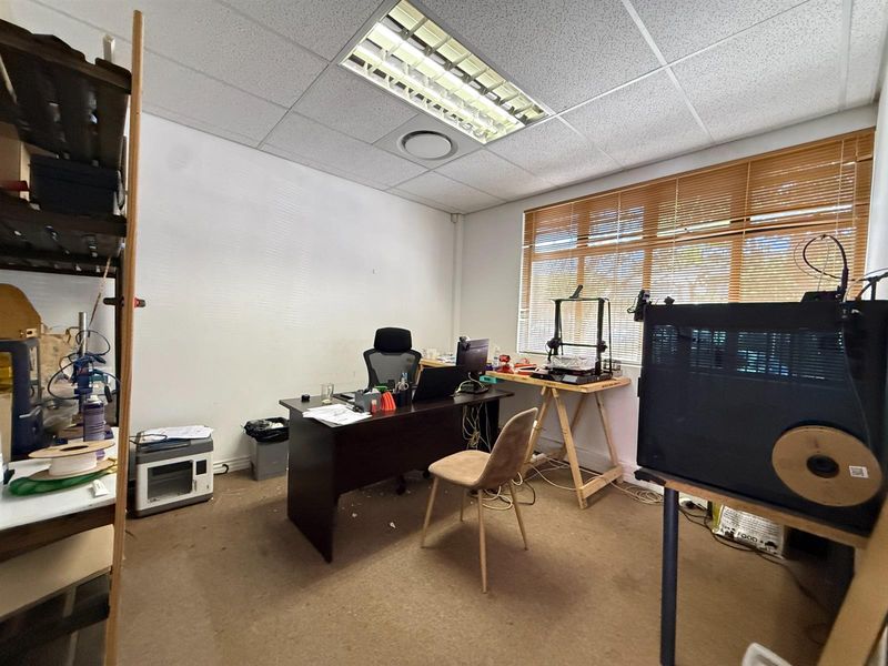 Ground Floor Office For Sale in Millennium Business Park with Signage rights - Photo 9