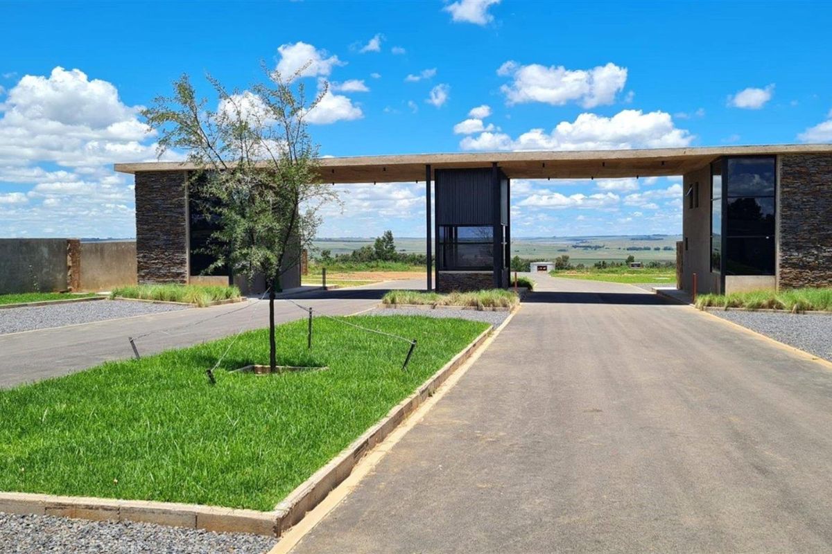 A Rare Opportunity in Glen Cullen -  Stand With Approved Luxury Home Plans! - Photo 2