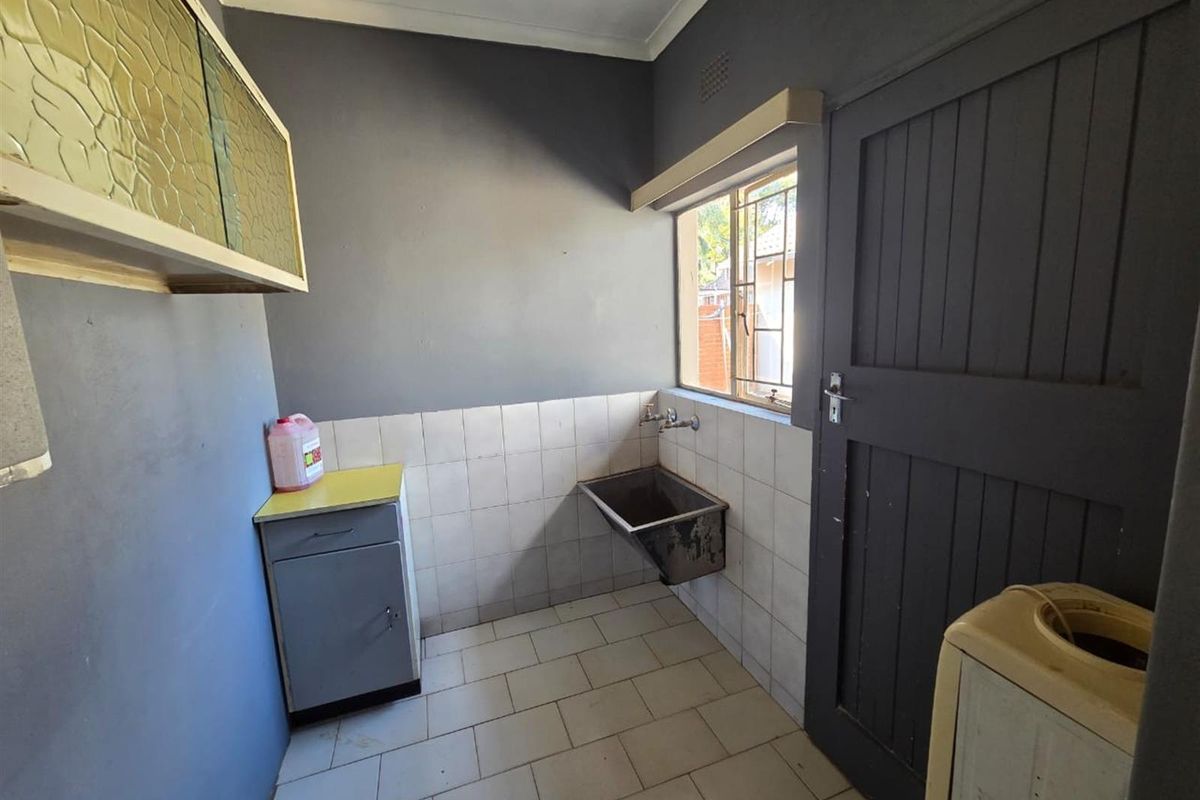 4 Bedroom House For Sale - Photo 5