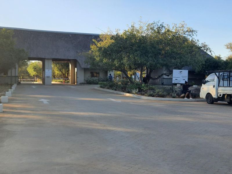 A large house under construction  on one of the best plots in Blyde Wildlife Estate, Hoedspruit - Photo 10