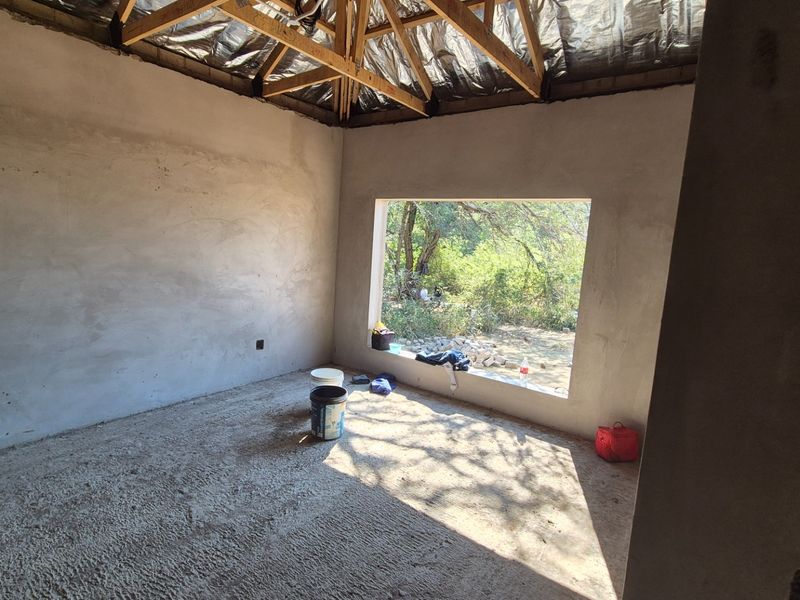A large house under construction  on one of the best plots in Blyde Wildlife Estate, Hoedspruit - Photo 10