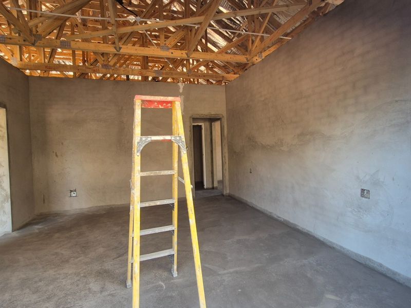 A large house under construction  on one of the best plots in Blyde Wildlife Estate, Hoedspruit - Photo 8