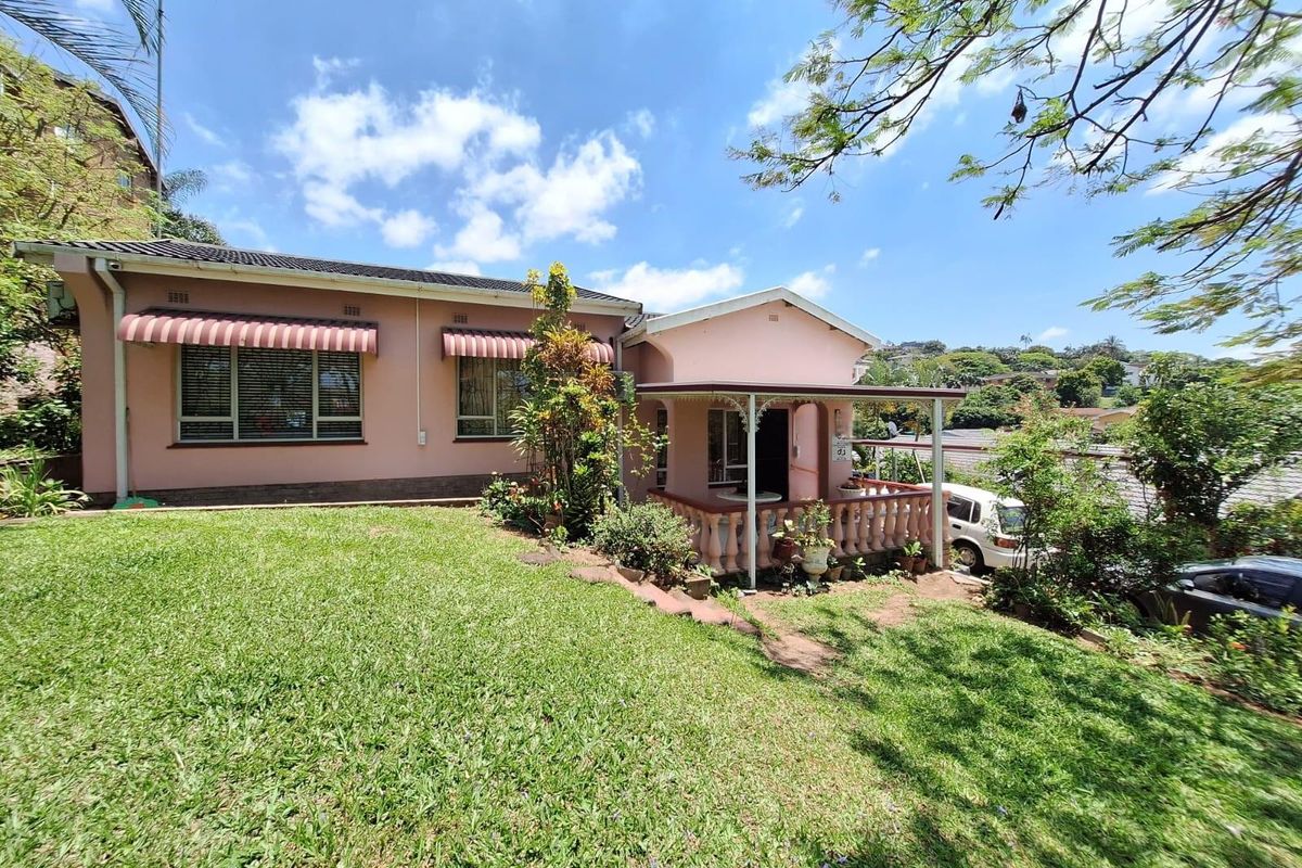 Well-Maintained 4-Bed 3-Bath Home in Stanger Heights - Photo 3