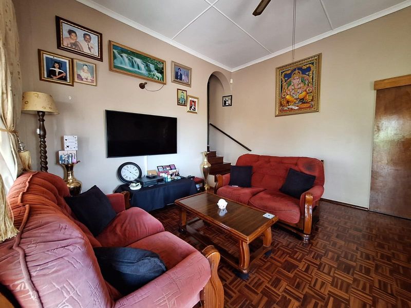 Well-Maintained 4-Bed 3-Bath Home in Stanger Heights - Photo 8