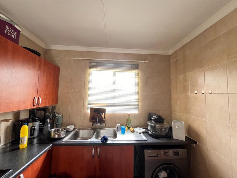 Apartment For Sale in Parkrand, Boksburg - Photo 7