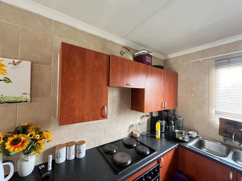 Apartment For Sale in Parkrand, Boksburg - Photo 6