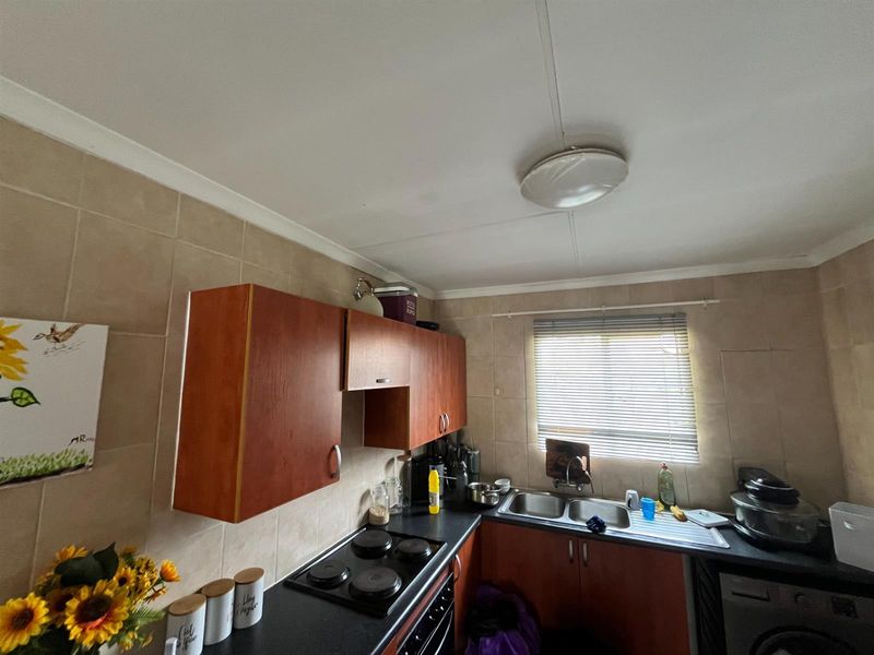 Apartment For Sale in Parkrand, Boksburg - Photo 8