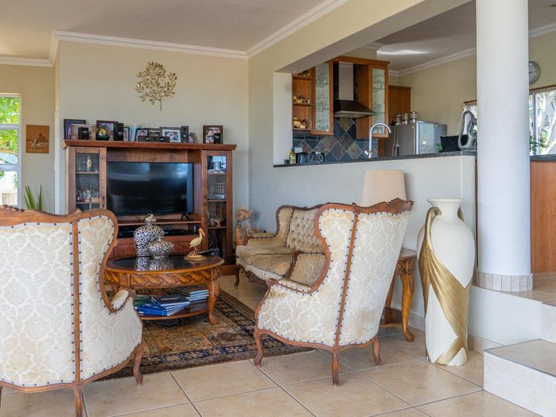 House For Sale in Ballito, KwaZulu Natal - Photo 5