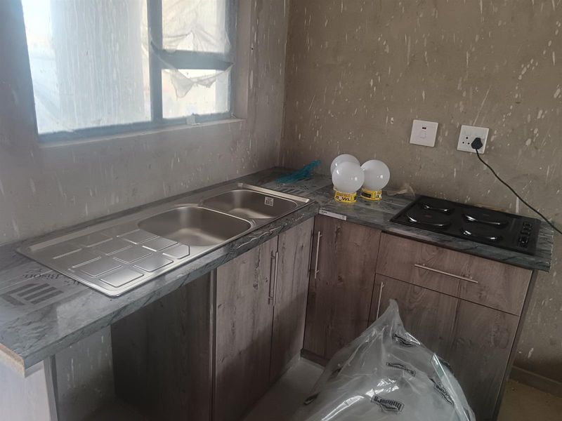 House To Rent in Cosmo City, Roodepoort - Photo 2