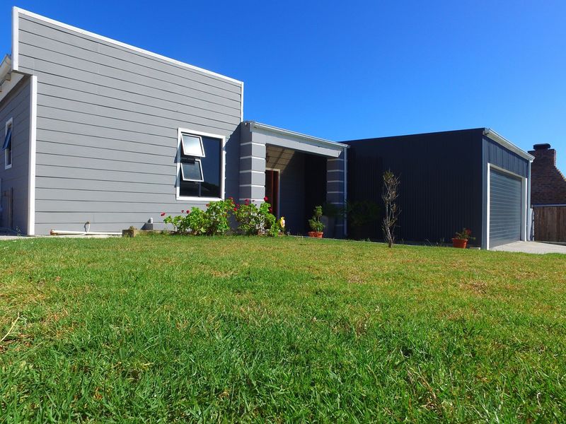 House For Sale in Franskraal, Gansbaai - Photo 1