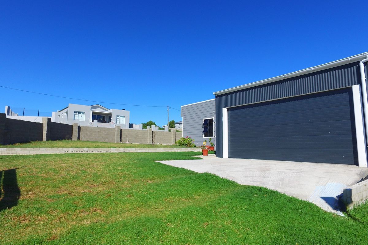 House For Sale in Franskraal, Gansbaai - Photo 4