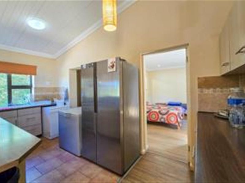 House For Sale in Stilbaai Wes, Stilbaai - Photo 5