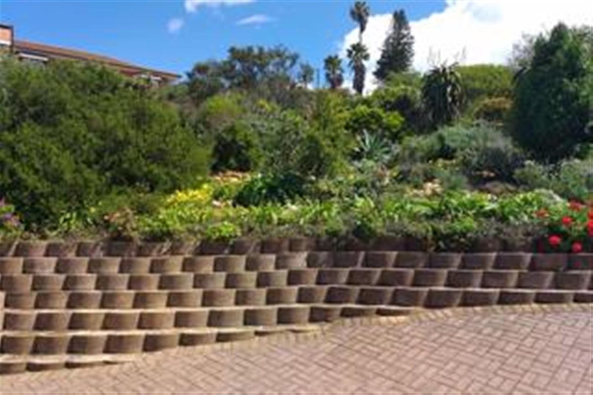 House For Sale in Stilbaai Wes, Stilbaai - Photo 3