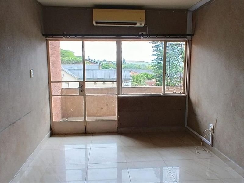 Complex For Sale in Empangeni Central, Empangeni, KwaZulu Natal - Photo 6