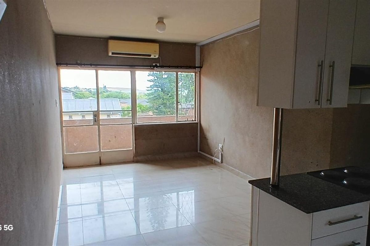 Complex For Sale in Empangeni Central, Empangeni, KwaZulu Natal - Photo 5