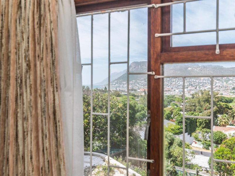 A  Family home in a Sought-After Location - Photo 8