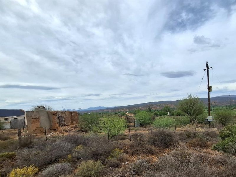 Discover the peaceful charm of De Hoop, a rural haven just outside Oudtshoorn. - Photo 5