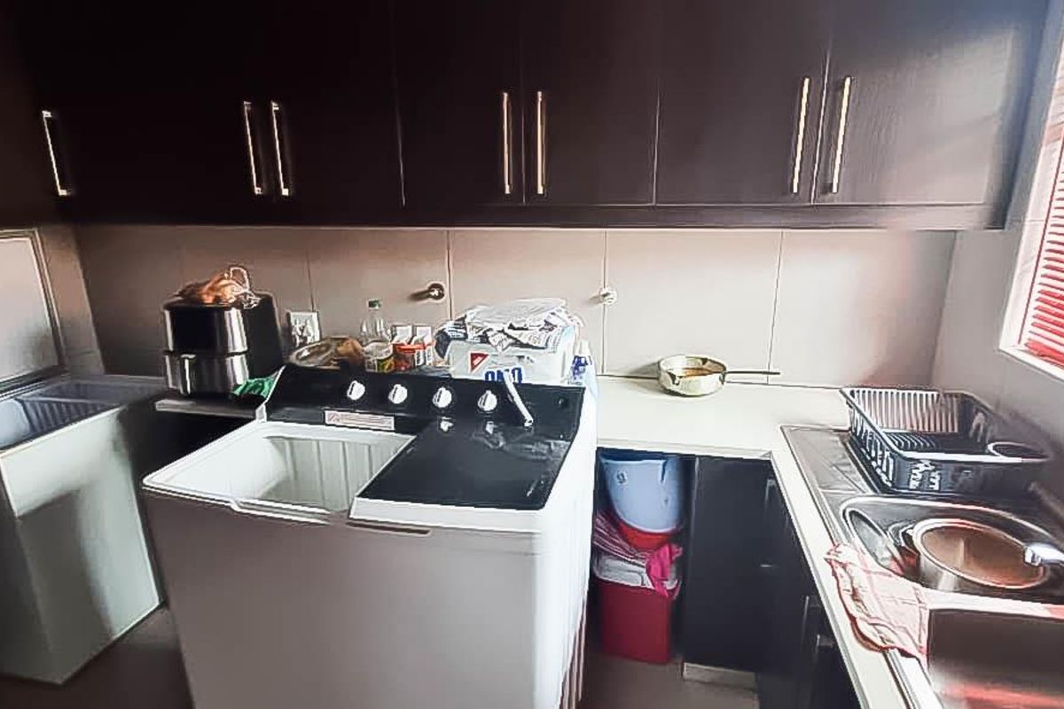 House For Sale in Selcourt, Springs - Photo 3