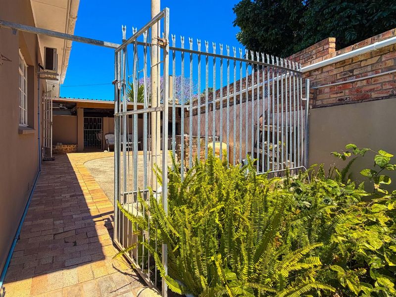 A Spacious, Character-Filled Family Home | Listed by Danté Koen, eXp Realty - Photo 5