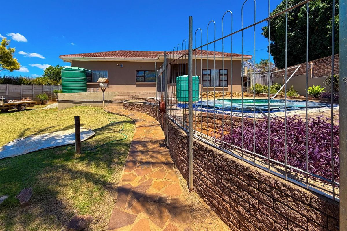 A Spacious, Character-Filled Family Home | Listed by Danté Koen, eXp Realty - Photo 2