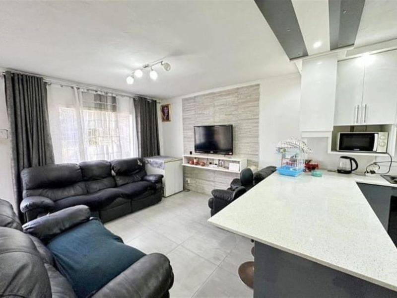 House For Sale in Newlands West, Durban, KwaZulu Natal - Photo 2