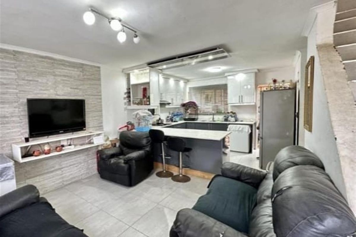 House For Sale in Newlands West, Durban, KwaZulu Natal - Photo 3