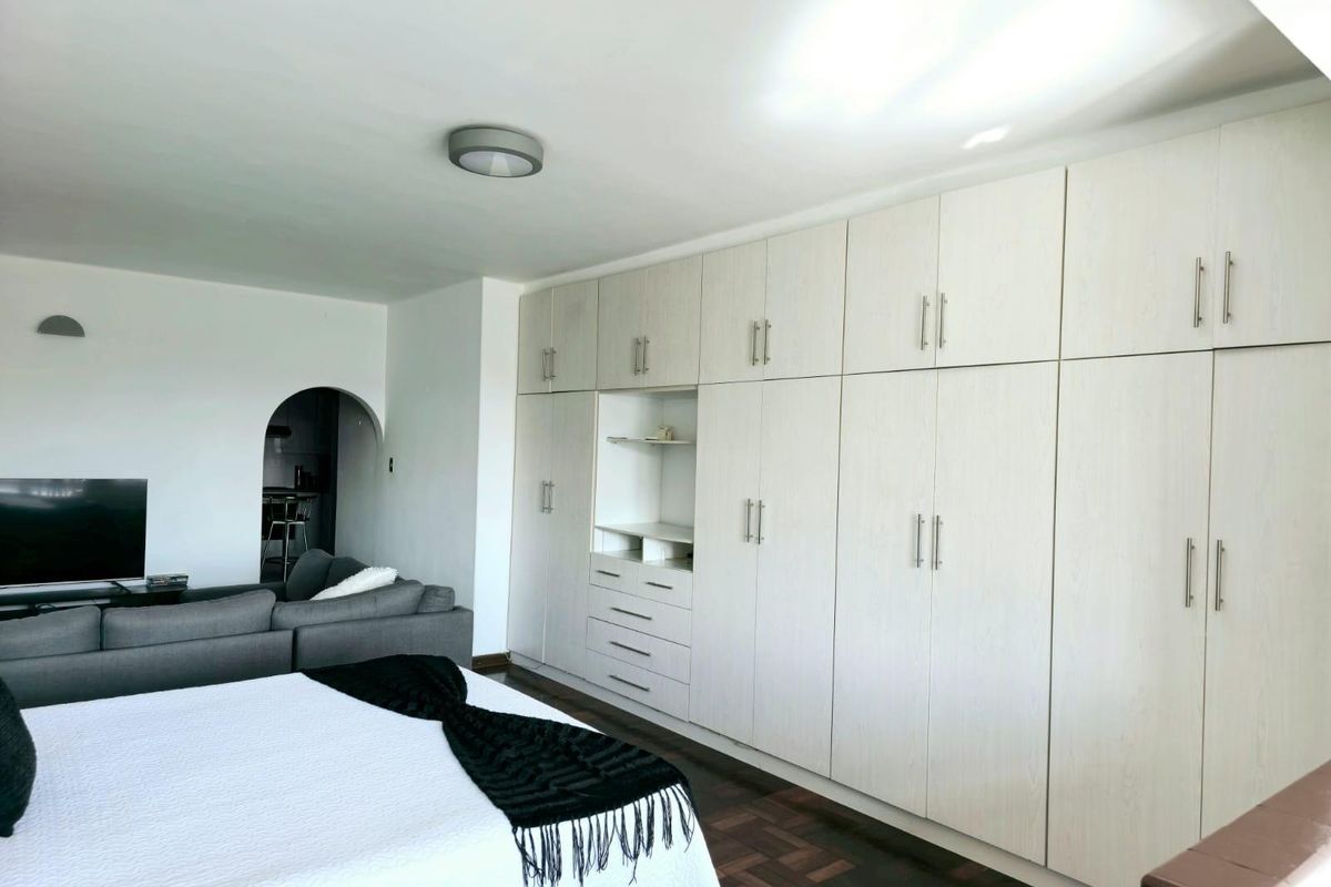 Apartment For Sale in North Beach, Durban, KwaZulu Natal - Photo 4