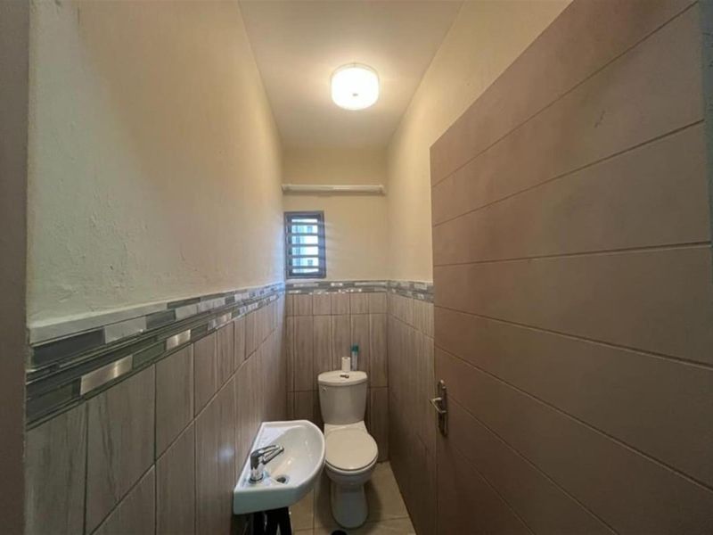 2 Bedroom Townhouse For Sale in Bendor, Polokwane - Photo 5