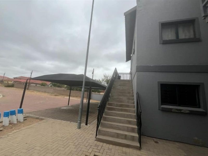 2 Bedroom Townhouse For Sale in Bendor, Polokwane - Photo 7