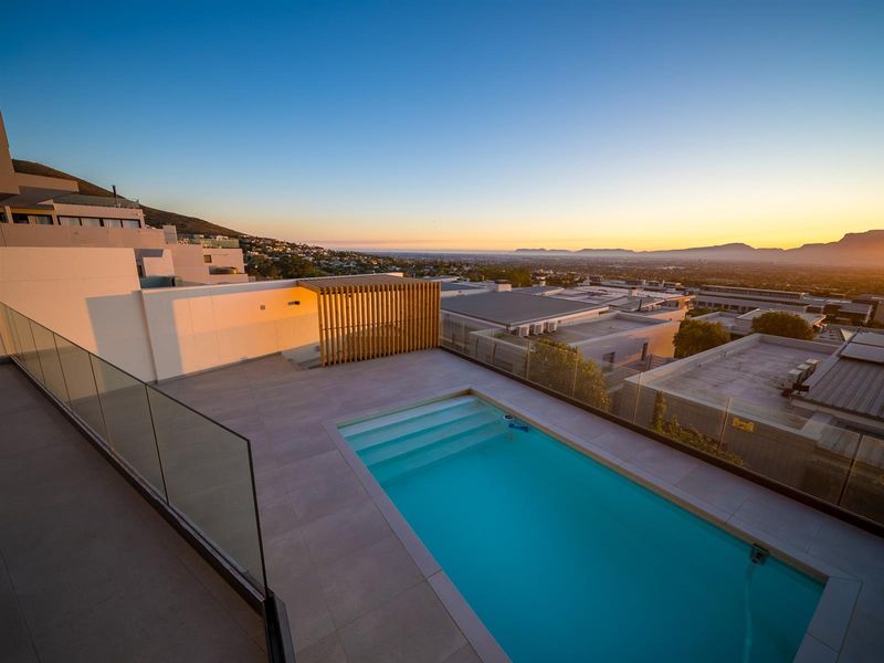 5-Bedroom Luxury Residence in Prestigious Baronetcy Estate - Photo 5