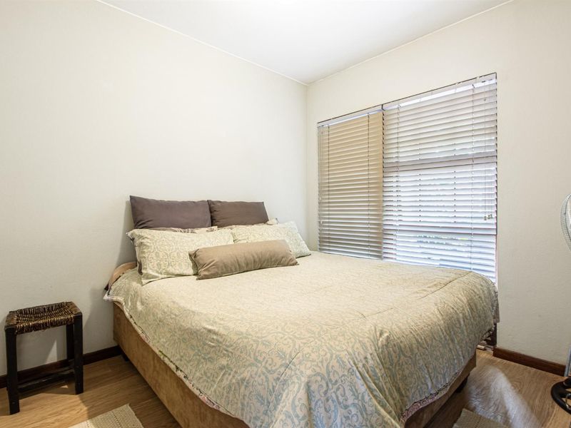 1 Bedroom garden unit in Bryanston - Photo 8