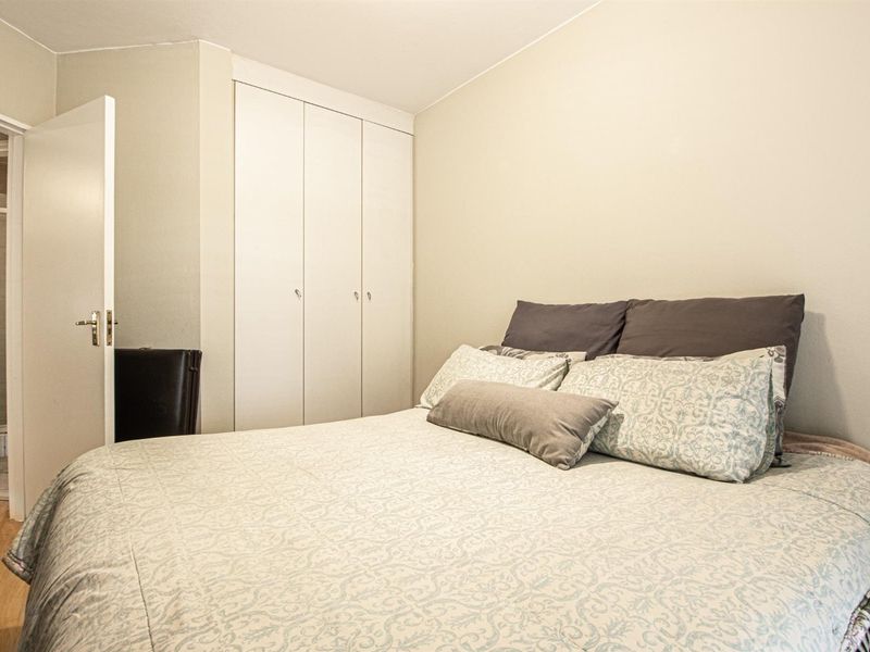 1 Bedroom garden unit in Bryanston - Photo 7