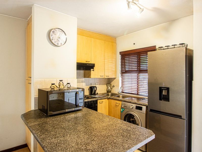 1 Bedroom garden unit in Bryanston - Photo 6