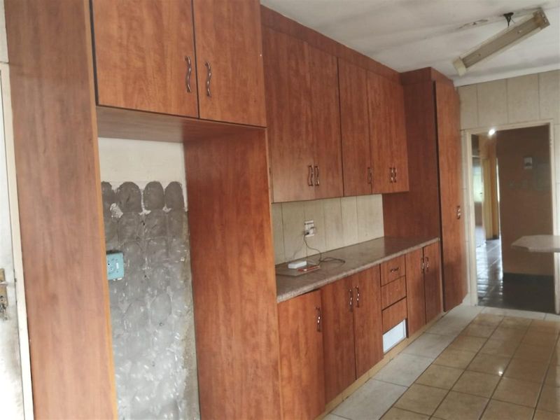 House For Sale in Duvha Park, Witbank - Photo 8