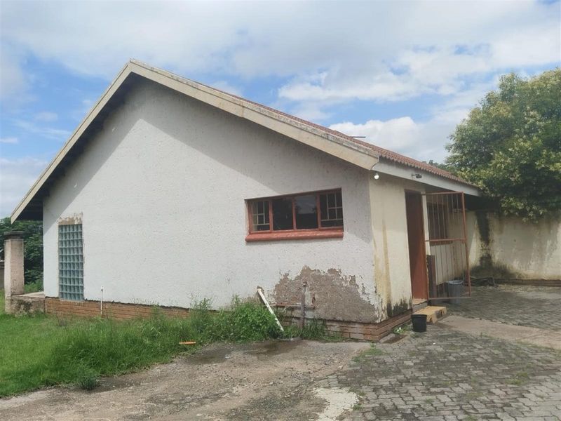 House For Sale in Duvha Park, Witbank - Photo 4