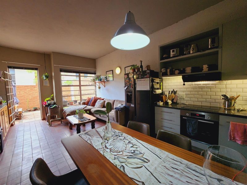 Townhouse For Sale in Die Wilgers, Pretoria, Gauteng - Photo 10