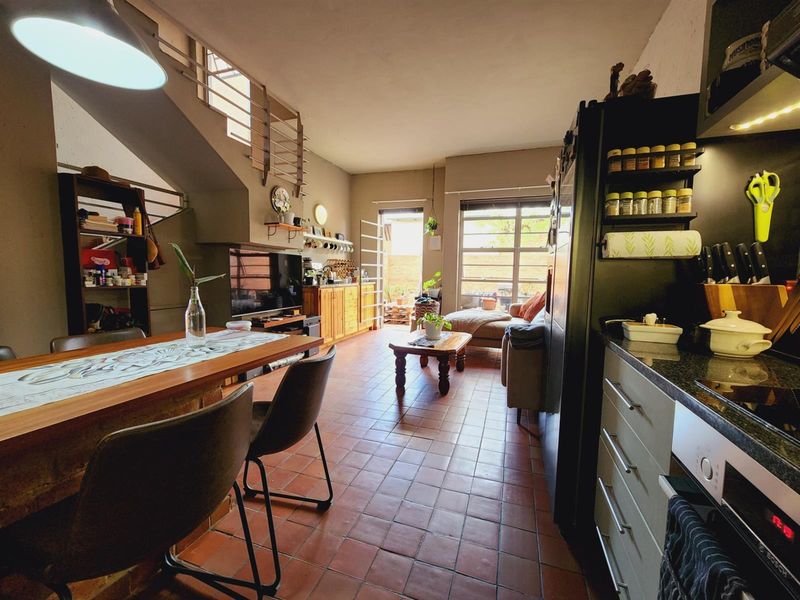 Townhouse For Sale in Die Wilgers, Pretoria, Gauteng - Photo 9