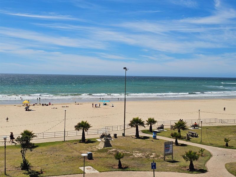 Iconic 733m2 Luxury Penthouse on Main Beach - Panoramic Ocean Views, Jeffreys Bay - Photo 3