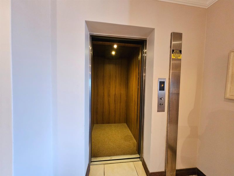 Iconic 733m2 Luxury Penthouse on Main Beach - Panoramic Ocean Views, Jeffreys Bay - Photo 6