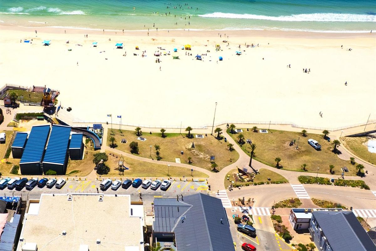 Iconic 733m2 Luxury Penthouse on Main Beach - Panoramic Ocean Views, Jeffreys Bay - Photo 3