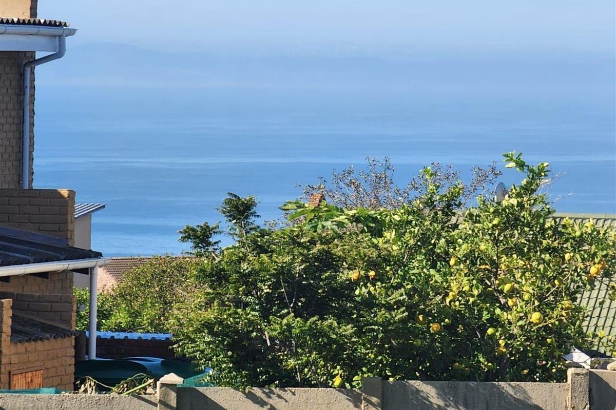 Vacant Land with Ocean Views - Prime 732m2 Stand in Sought-After Wavecrest - Photo 4