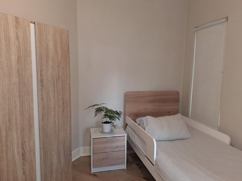 Apartment For Sale in Summerstrand, Port Elizabeth - Photo 10