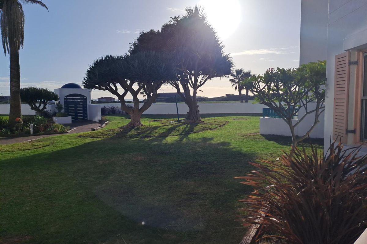 Apartment For Sale in Summerstrand, Port Elizabeth - Photo 3