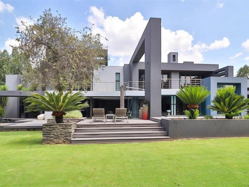 House For Sale in Aerorand, Middelburg - Photo 2